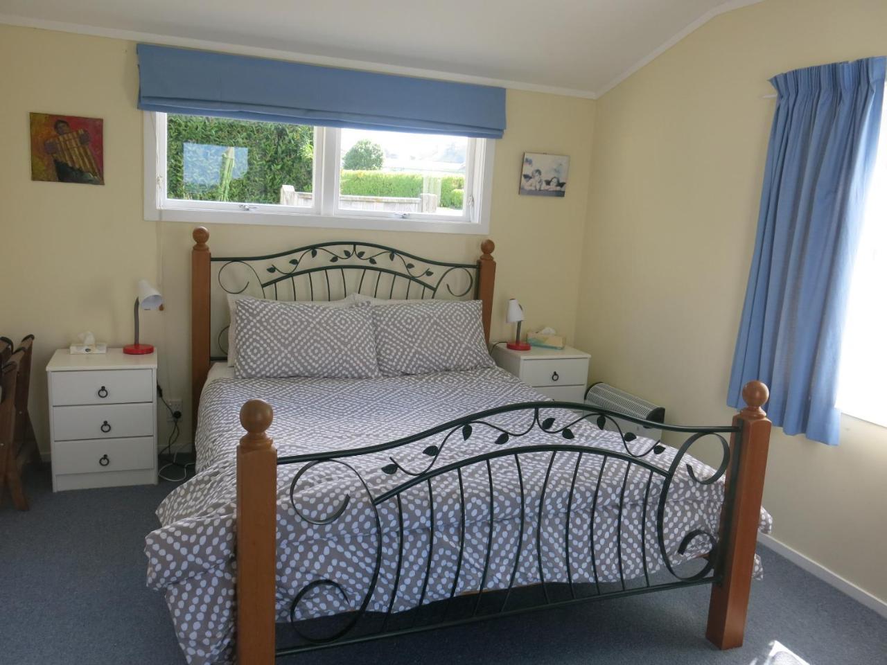 The Crescent Bnb Waihi Exterior photo